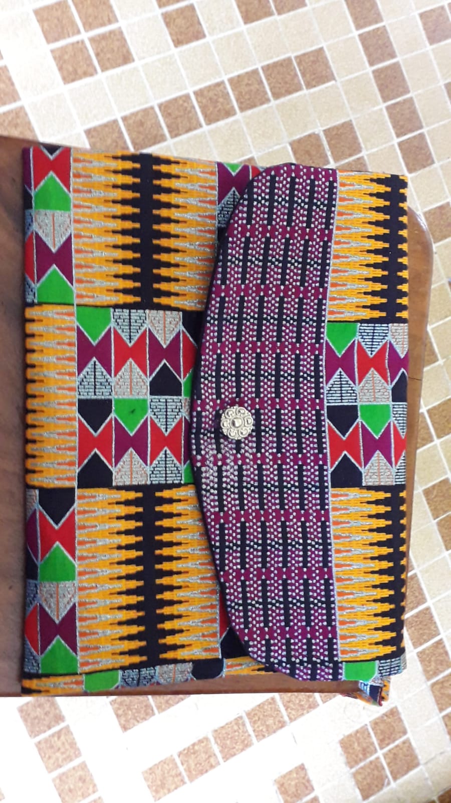 Pochette en tissu wax coloré